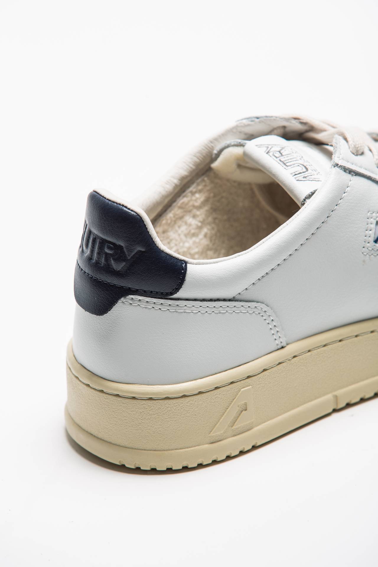 AUTRY AULM/LL12WHT/SPACE