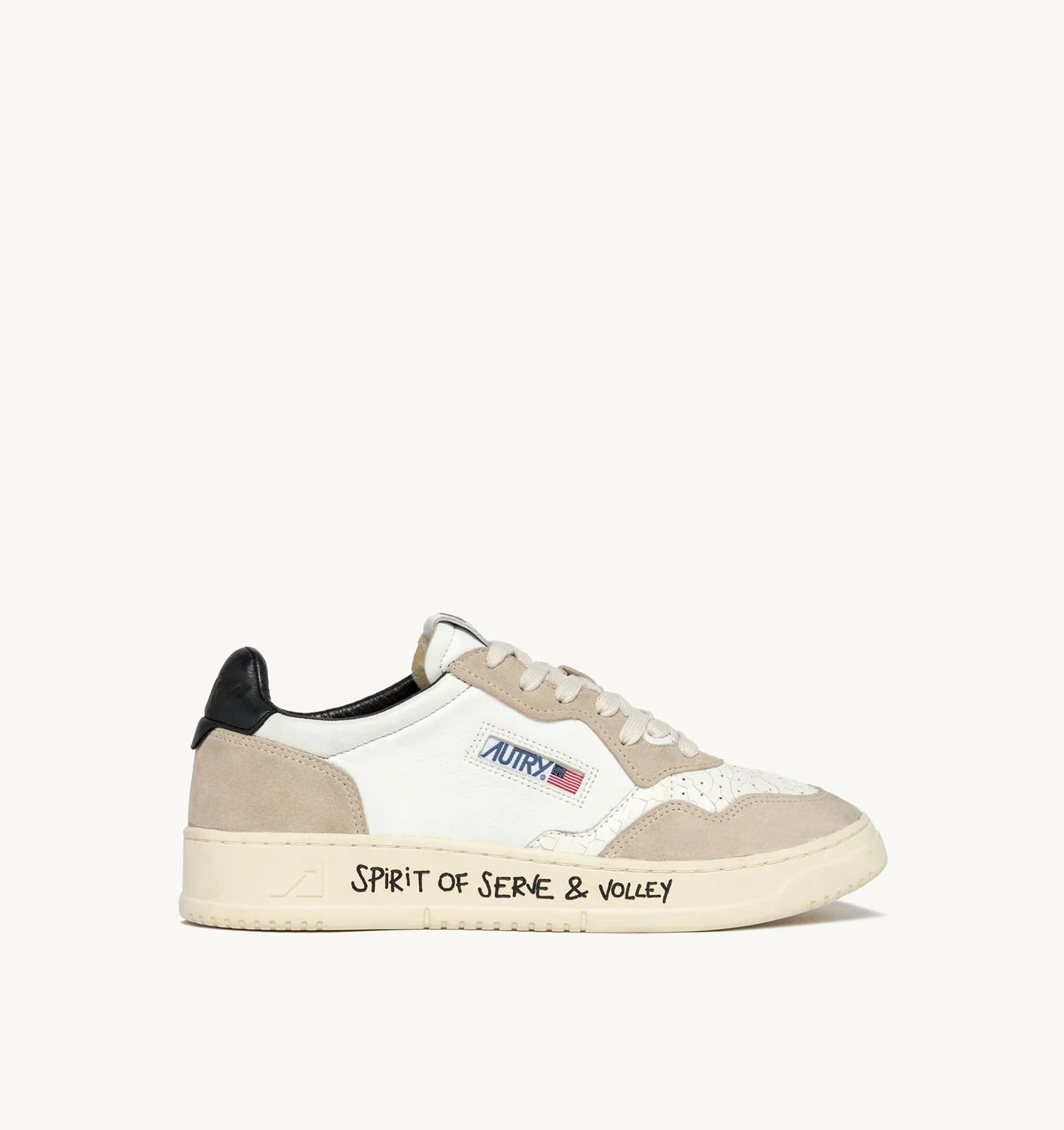 AUTRY AULW/VY02WHT/SND/BLK