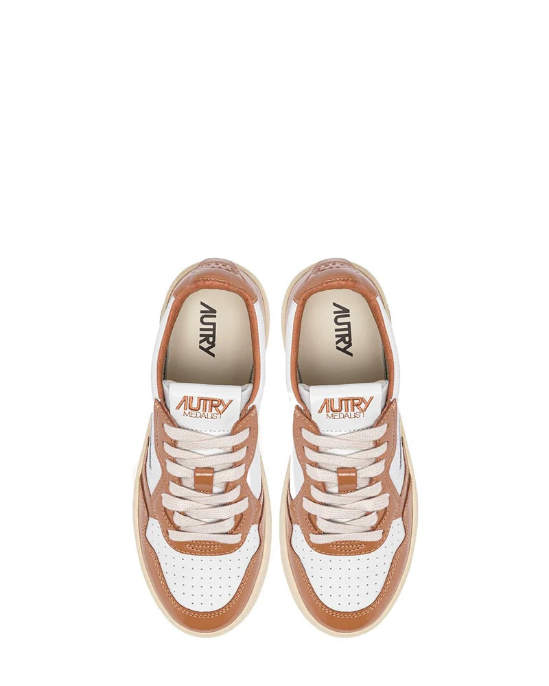 AULW/RT02